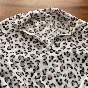 Leopard print Sherpa pullover